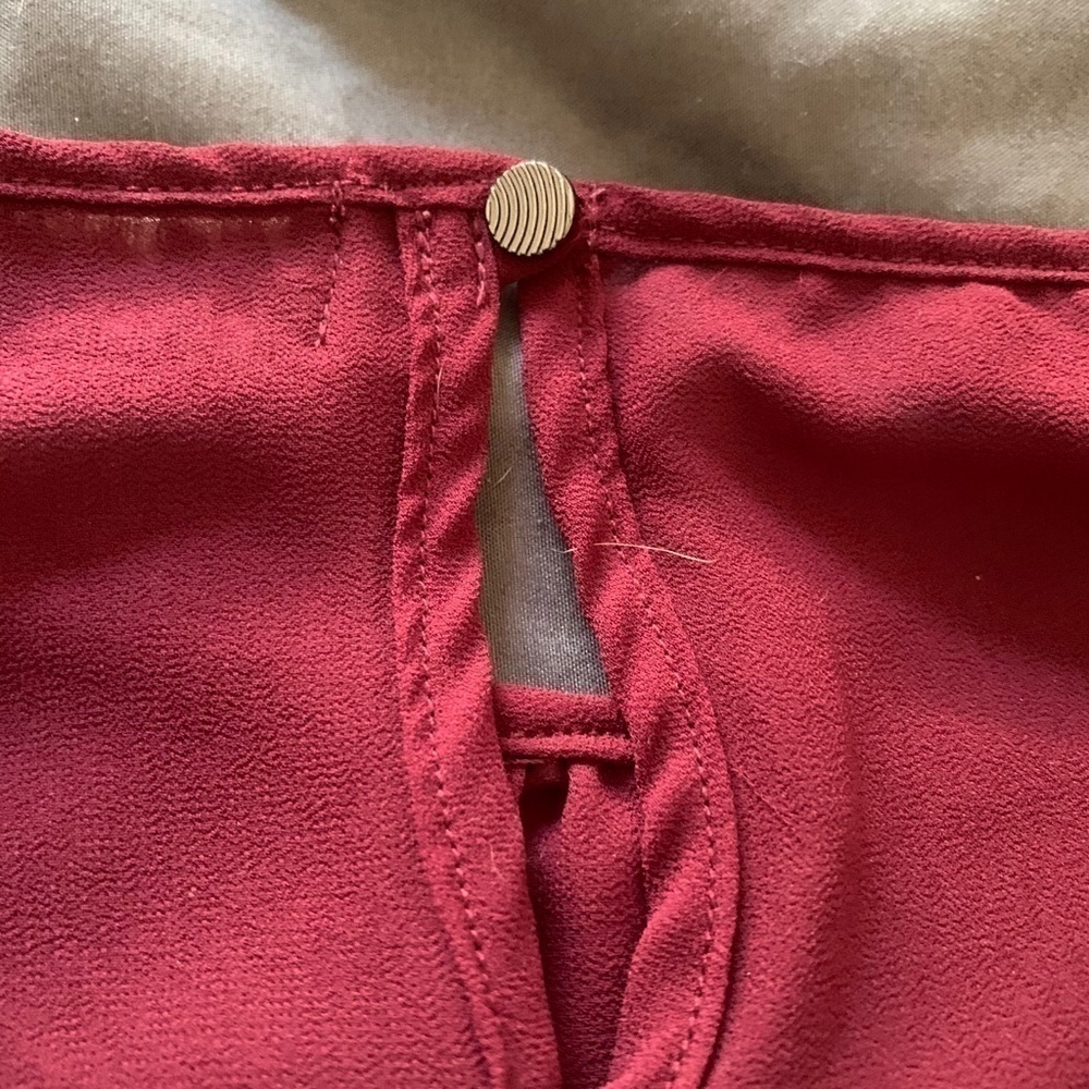 Medium Burgundy Sheer Blouse (710) - Picture 8 of 8